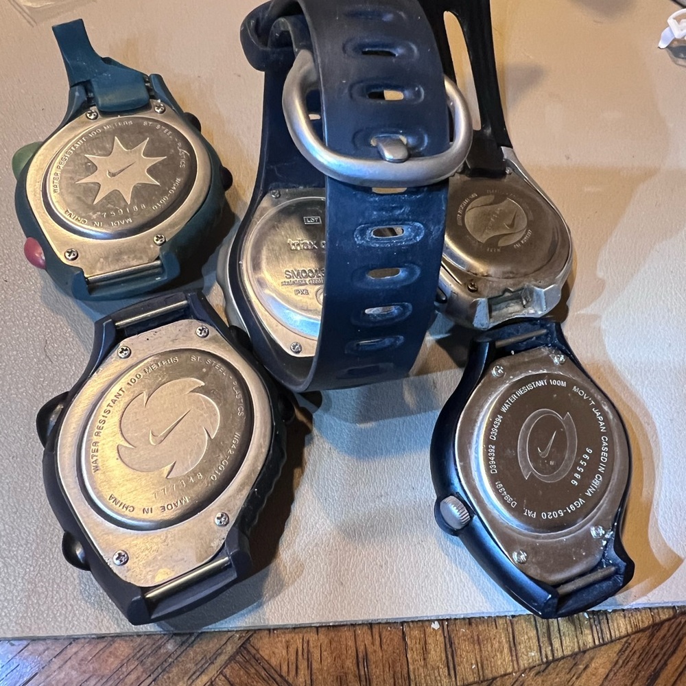 Lot of 5 Nike Watches-All Working *Send Offers* - Picture 3 of 3